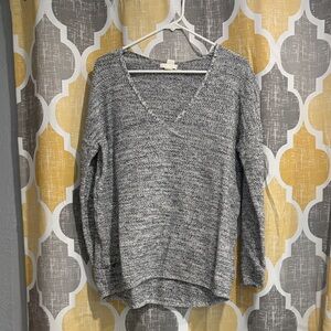 H&M Gray Marled V-Neck Sweater